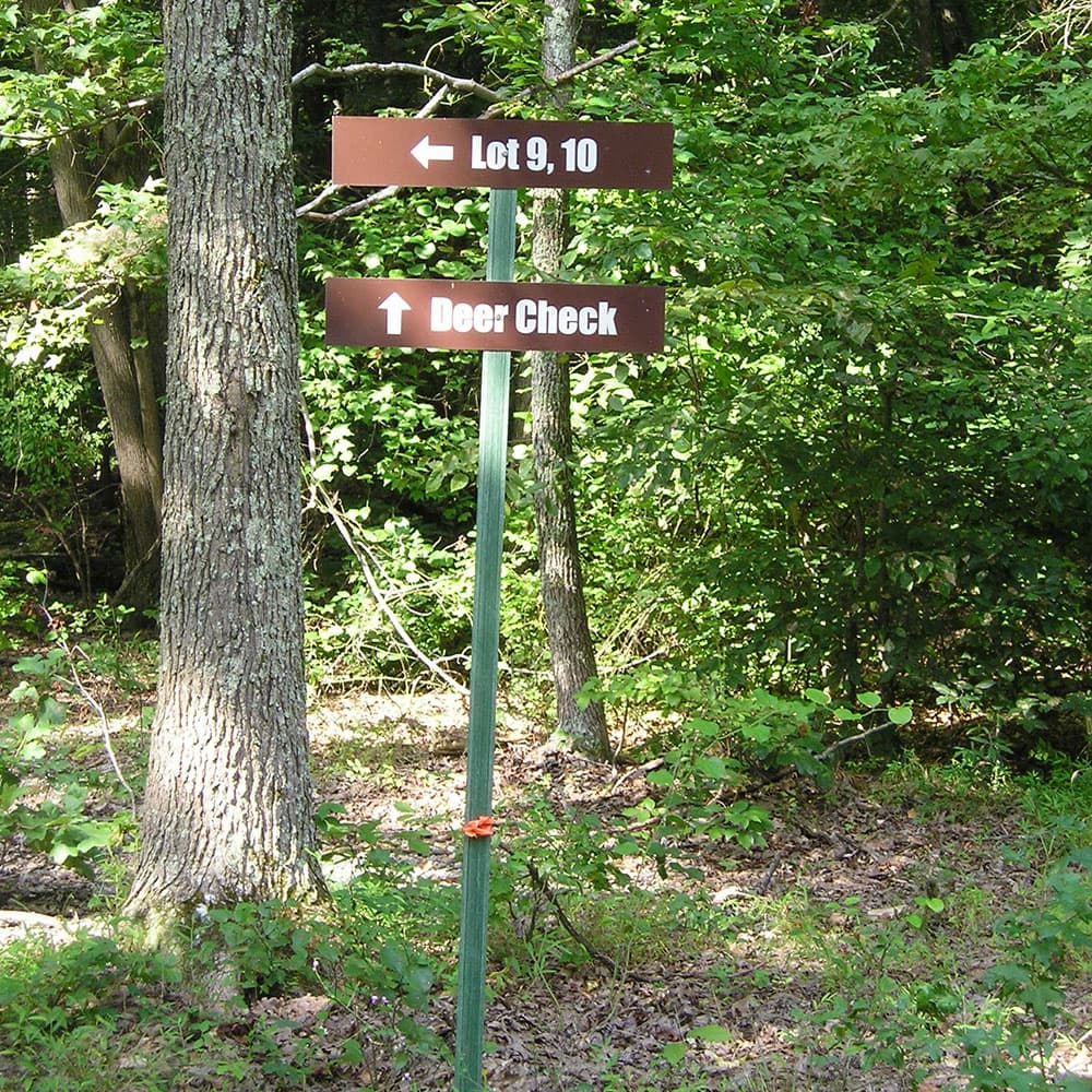 Fish and Wildlife Green Sign Post